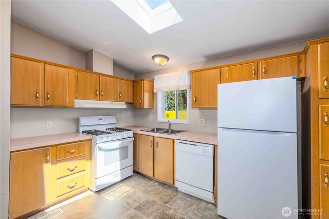 7380 Woodland Road, Ferndale, WA 98248