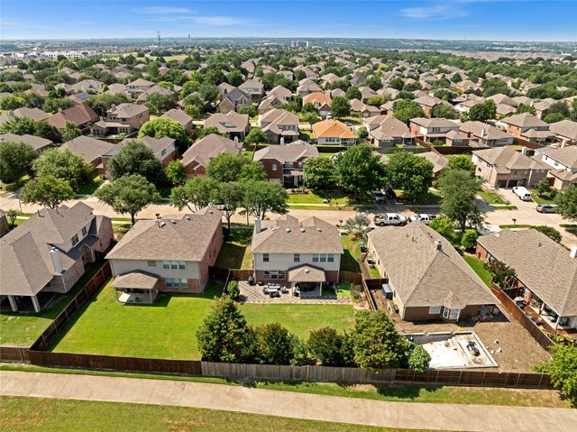 5104 White Spruce Drive, Mckinney, TX 75071