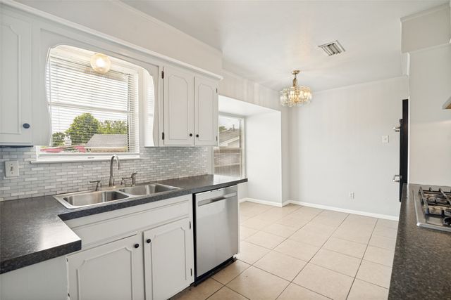 1421 Mount Vernon Drive, Mesquite, TX 75149