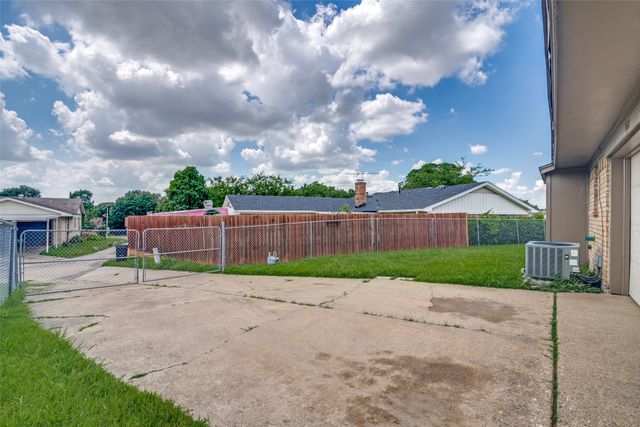 1421 Mount Vernon Drive, Mesquite, TX 75149