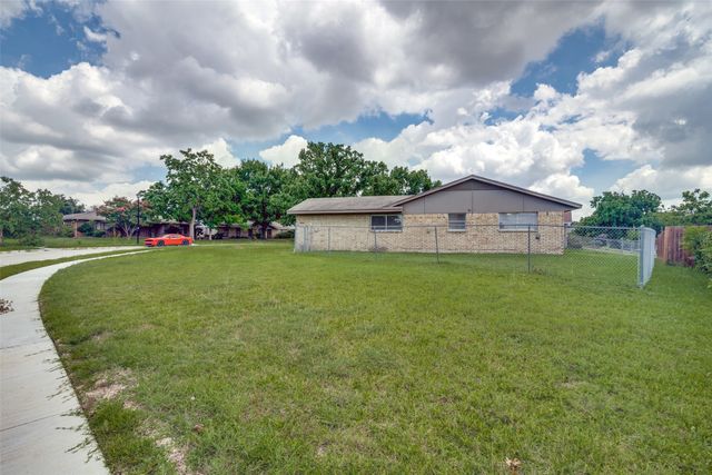 1421 Mount Vernon Drive, Mesquite, TX 75149