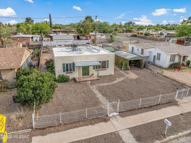 4208 E 1st Street, Tucson, AZ 85711
