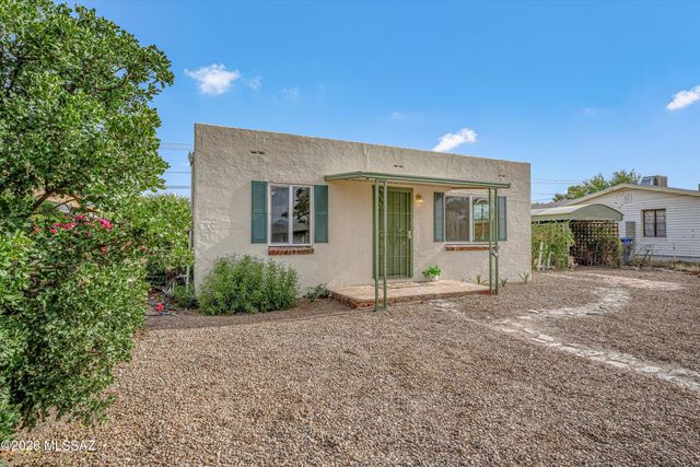 4208 E 1st Street, Tucson, AZ 85711