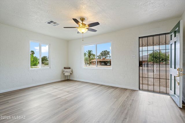 4208 E 1st Street, Tucson, AZ 85711