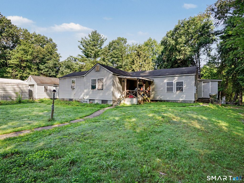 17-A Botsford Hill Road, Newtown, CT 06470