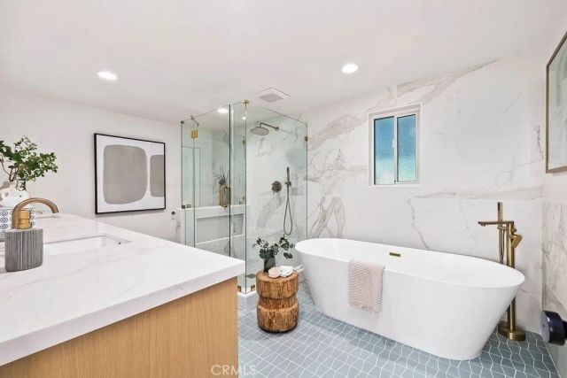 6882 Loyola Drive, Huntington Beach, CA 92647