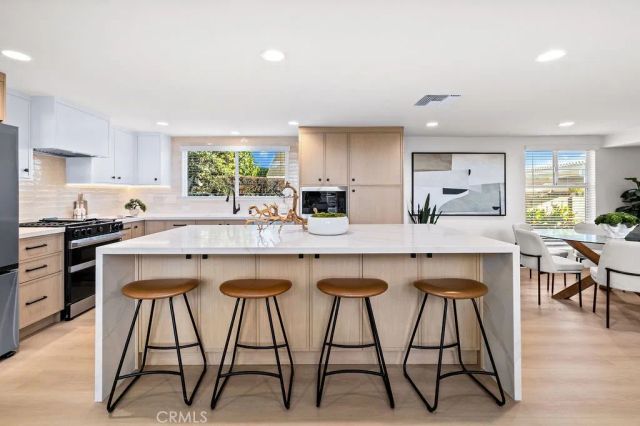 6882 Loyola Drive, Huntington Beach, CA 92647