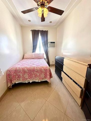 80-11 78th Avenue, Glendale, NY 11385