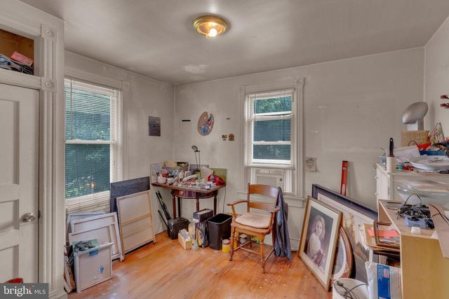 310 E 3RD ST, Moorestown, NJ 08057