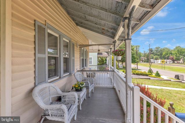 310 E 3RD ST, Moorestown, NJ 08057