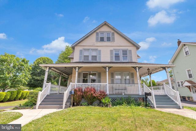 310 E 3RD ST, Moorestown, NJ 08057