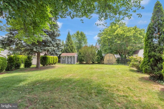 310 E 3RD ST, Moorestown, NJ 08057