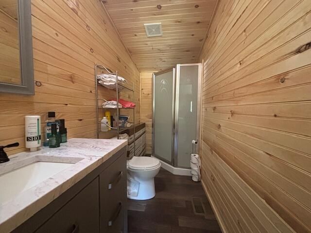 70 Spruce Pine Road, Woollum, KY 40906