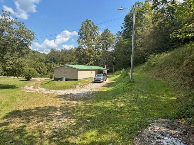 70 Spruce Pine Road, Woollum, KY 40906