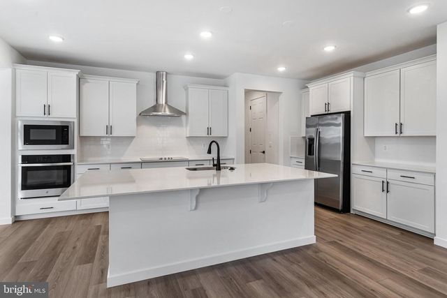 2083 SPRINGVALE DR, Bealeton, VA 22712