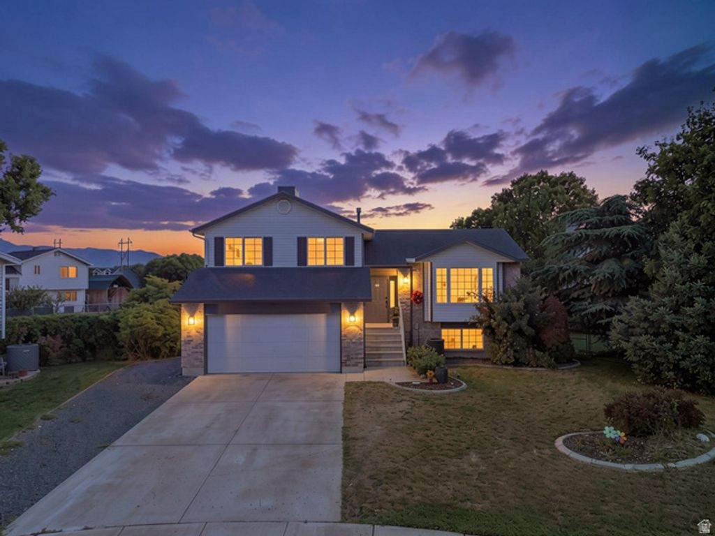 3136 W 4625 S, Roy, UT 84067 — exterior
