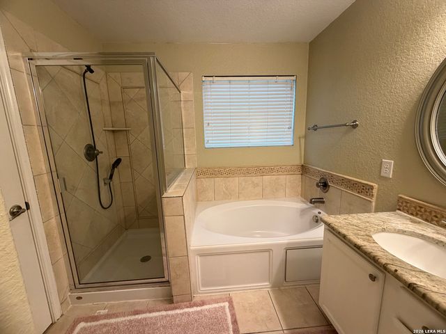 13104 Brook Arbor, San Antonio, TX 78232