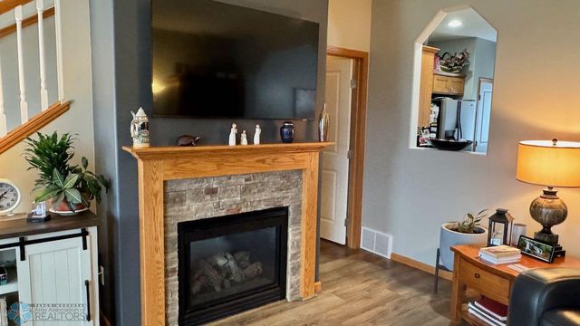 4583 44th Street S, Fargo, ND 58104