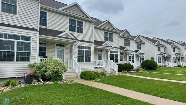 4583 44th Street S, Fargo, ND 58104