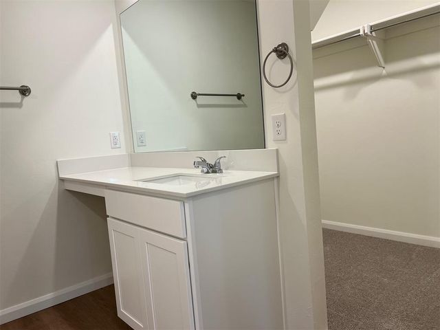 2041 Brush Creek Way, Newcastle, OK 73065