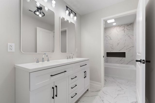 5788 Adams Street, Merrillville, IN 46410