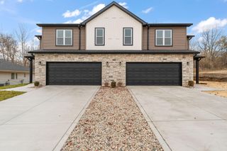 5788 Adams Street, Merrillville, IN 46410