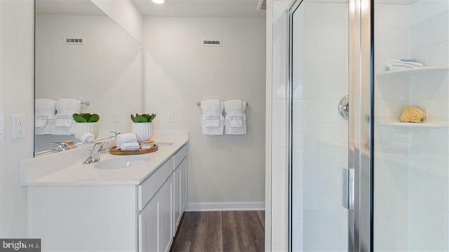 110 BARLETT LN, Harrisburg, PA 17111