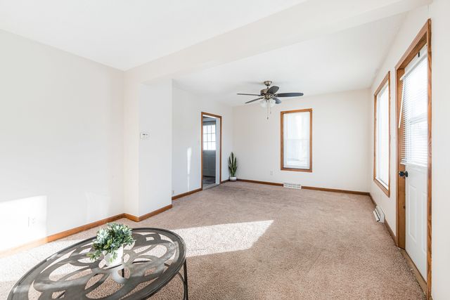 120 Sabin Street, Sycamore, IL 60178