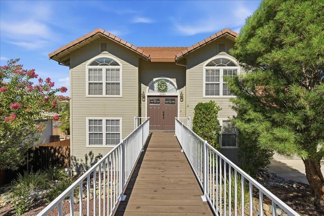 2589 Bertella Rd, Cameron Park, CA 95682