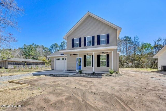 296 Charlestown Road, Southport, NC 28461