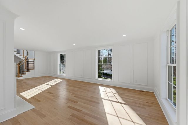 4401 Iroquois Ave, Nashville, TN 37205