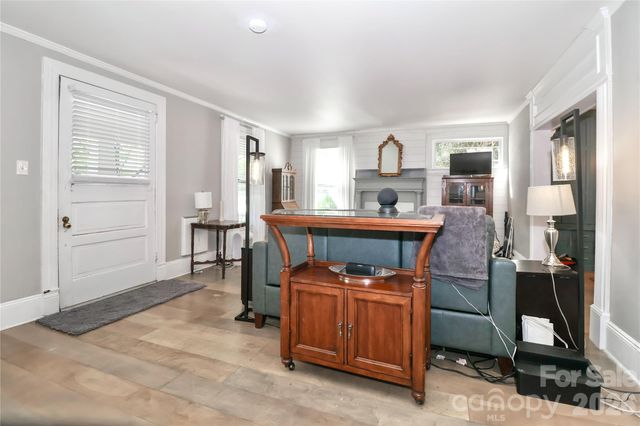 235 N Race Street, Statesville, NC 28677