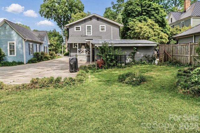 235 N Race Street, Statesville, NC 28677