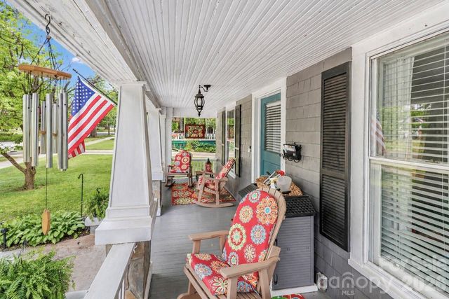 235 N Race Street, Statesville, NC 28677