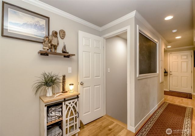 5929 164th Place SW, Lynnwood, WA 98037