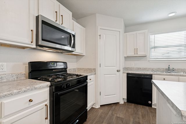 9850 Cotton Grass, San Antonio, TX 78254