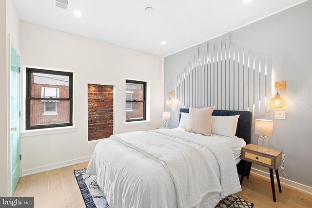 1834 S ROSEWOOD ST, Philadelphia, PA 19145