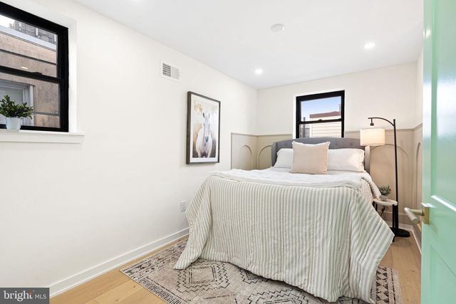 1834 S ROSEWOOD ST, Philadelphia, PA 19145