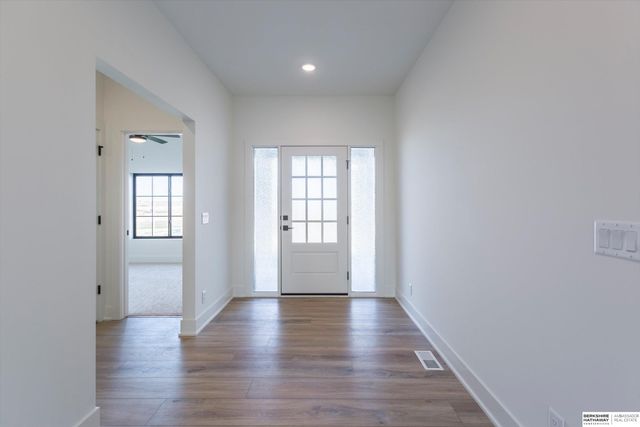 11052 N 173rd Street, Bennington, NE 68007