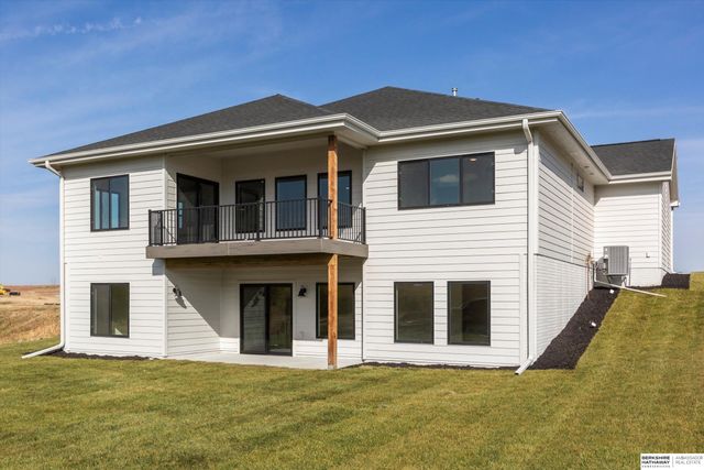 11052 N 173rd Street, Bennington, NE 68007