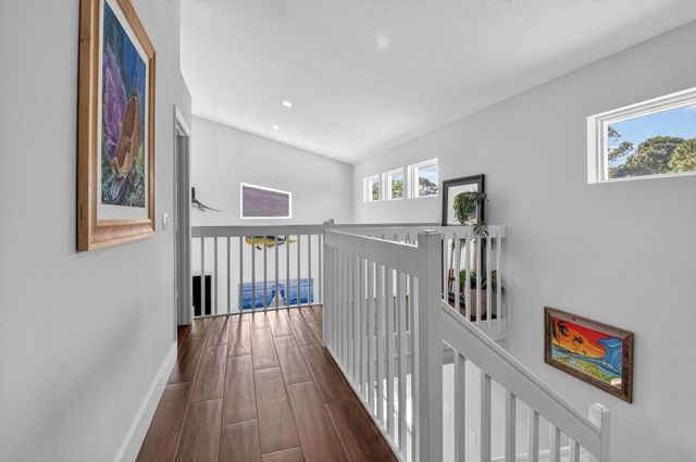 6701 Hillside Lane, Lake Worth, FL 33462