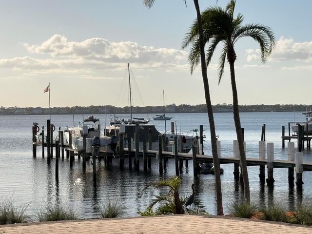 432 NW North River Drive, Stuart, FL 34994