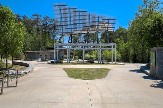 1650 North NW Avenue, Atlanta, GA 30318