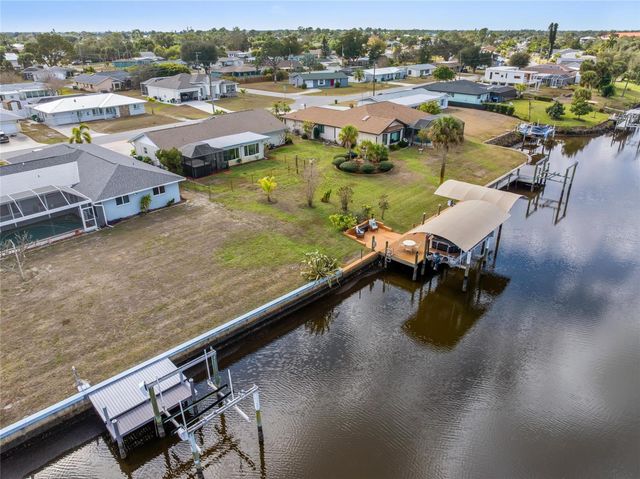 774 SPRING LAKE BOULEVARD NW, Port Charlotte, FL 33952