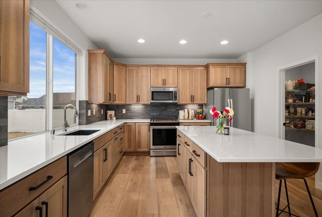 2263 N Summit Ct, Liberty Lake, WA 99019