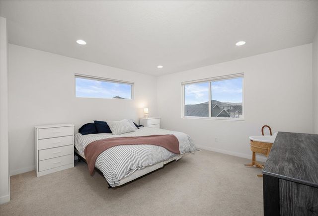 2263 N Summit Ct, Liberty Lake, WA 99019