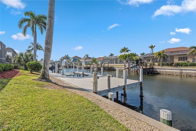 268 Bass CT, Marco Island, FL 34145