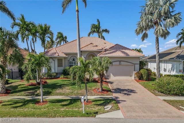 268 Bass CT, Marco Island, FL 34145