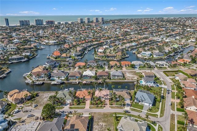 268 Bass CT, Marco Island, FL 34145