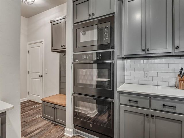 3755 Black Mesa Road, Norman, OK 73071